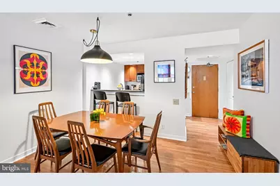 301 Race Street #409, Philadelphia, PA 19106 - Photo 6