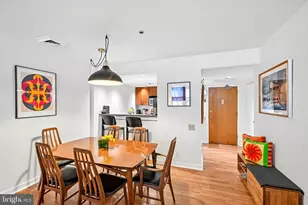 301 Race St, Philadelphia, PA 19106 - Photo 6
