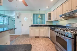 9601 Dedaker St, Philadelphia, PA 19115 - Photo 8