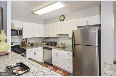 515 W Chelten Avenue #0804, Philadelphia, PA 19144 - Photo 2