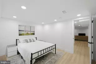921 N Hancock St, Philadelphia, PA 19123 - Photo 48