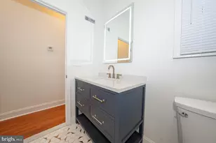 168 Kalos St, Philadelphia, PA 19128 - Photo 10