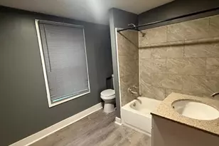 1016 W Arizona St, Philadelphia, PA 19133 - Photo 12