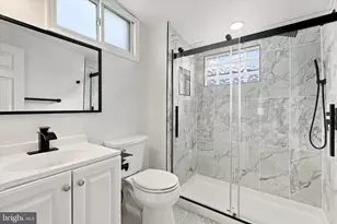 1338 S Hicks St, Philadelphia, PA 19146 - Photo 12
