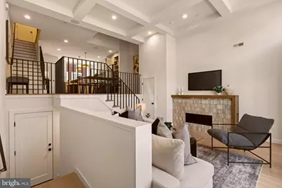 960 N 6th Street, Philadelphia, PA 19123 - Photo 4