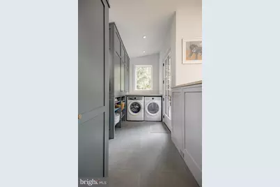 134 W Highland Avenue, Philadelphia, PA 19118 - Photo 44