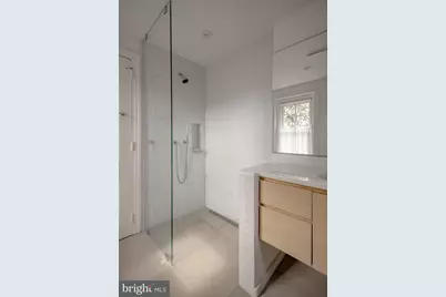 134 W Highland Avenue, Philadelphia, PA 19118 - Photo 24