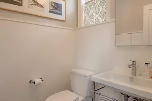 134 W Highland Ave, Philadelphia, PA 19118 - Photo 40