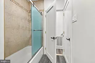 482 Martin St, Philadelphia, PA 19128 - Photo 12