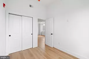 929 N 40th St, Philadelphia, PA 19104 - Photo 12