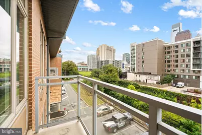 1900 Hamilton Street #D12, Philadelphia, PA 19130 - Photo 10