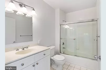 1900 Hamilton Street #D12, Philadelphia, PA 19130 - Photo 14