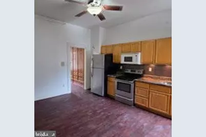 1232 S Broad Street #3F, Philadelphia, PA 19146 - Photo 2