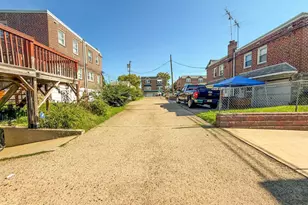 7842 Brier St, Philadelphia, PA 19152 - Photo 32