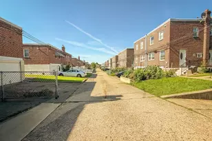 7842 Brier St, Philadelphia, PA 19152 - Photo 34