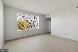 5521 Wayne Ave, Philadelphia, PA 19144 - Photo 2