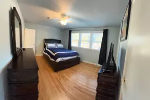 2702 E Country Club Rd, Philadelphia, PA 19131 - Photo 24