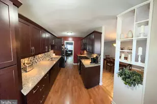 2702 E Country Club Rd, Philadelphia, PA 19131 - Photo 16