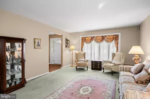 154 Laurie Ln, Philadelphia, PA 19115 - Photo 10