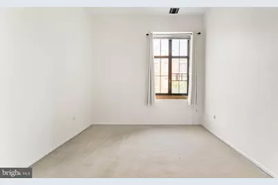 1601 Spring Garden Street #M108, Philadelphia, PA 19130 - Photo 4