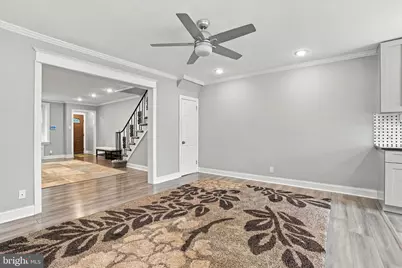 2484 N 77th Avenue, Philadelphia, PA 19150 - Photo 8