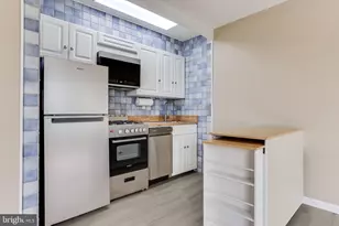 2401 Pennsylvania Ave, Philadelphia, PA 19130 - Photo 10