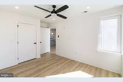 629 W Girard Avenue #401, Philadelphia, PA 19123 - Photo 12