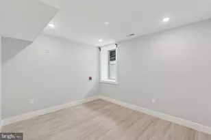 2401 N 2nd St, Philadelphia, PA 19133 - Photo 12