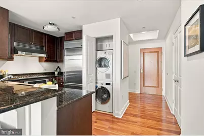 440 S Broad Street #1604, Philadelphia, PA 19146 - Photo 18