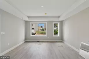 2401 N 2nd St, Philadelphia, PA 19133 - Photo 2