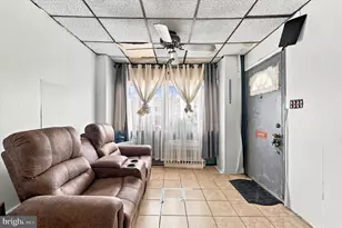 6536 Lebanon Ave, Philadelphia, PA 19151 - Photo 2