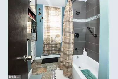 703 S 6th Street, Philadelphia, PA 19147 - Photo 30