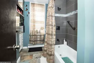 703 S 6th St, Philadelphia, PA 19147 - Photo 30