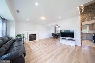 9947 Montour St, Philadelphia, PA 19115 - Photo 10