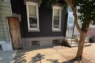 1119 W Nevada St, Philadelphia, PA 19133 - Photo 2