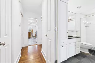 1108 Spruce St St, Philadelphia, PA 19107 - Photo 12