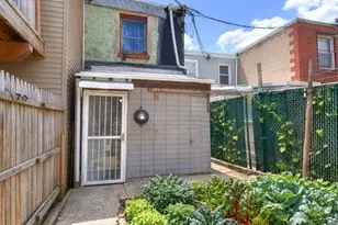 1813 E Hazzard St, Philadelphia, PA 19125 - Photo 2