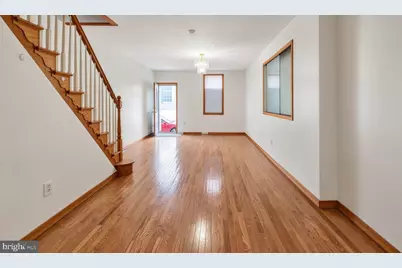 1813 E Hazzard Street, Philadelphia, PA 19125 - Photo 4