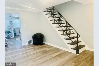205 Devereaux Avenue, Philadelphia, PA 19111 - Photo 4