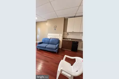 6813 Woodland Avenue, Philadelphia, PA 19142 - Photo 2