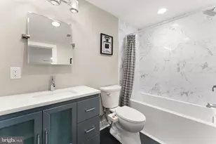 819 N Uber St, Philadelphia, PA 19130 - Photo 20