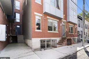 819 N Uber St, Philadelphia, PA 19130 - Photo 24