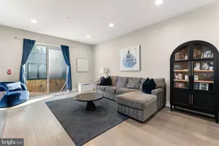 819 N Uber St, Philadelphia, PA 19130 - Photo 12
