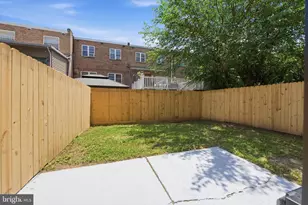 861 N 7th St, Philadelphia, PA 19123 - Photo 30