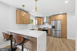 861 N 7th St, Philadelphia, PA 19123 - Photo 10