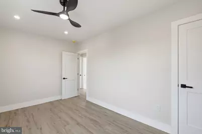 861 N 7th Street, Philadelphia, PA 19123 - Photo 14