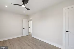 861 N 7th St, Philadelphia, PA 19123 - Photo 14