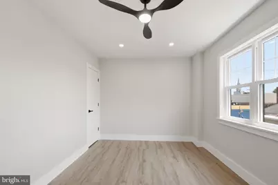 861 N 7th Street, Philadelphia, PA 19123 - Photo 12