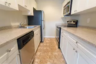 924 Pine St, Philadelphia, PA 19107 - Photo 10
