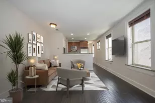 329 S 12th St, Philadelphia, PA 19107 - Photo 2